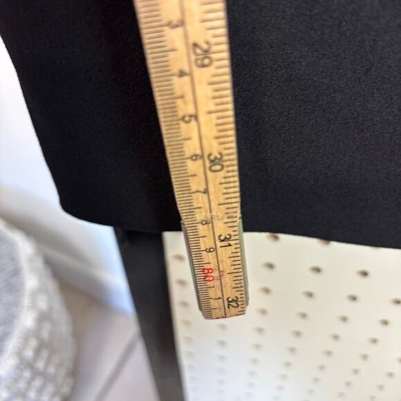 Express Black Cocktail Mini Dress Avant Garde 3D Bow Holiday Sz 4 - Picture 8 of 8